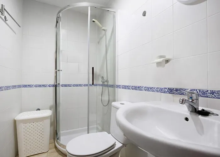 Betty F Апартаменты *